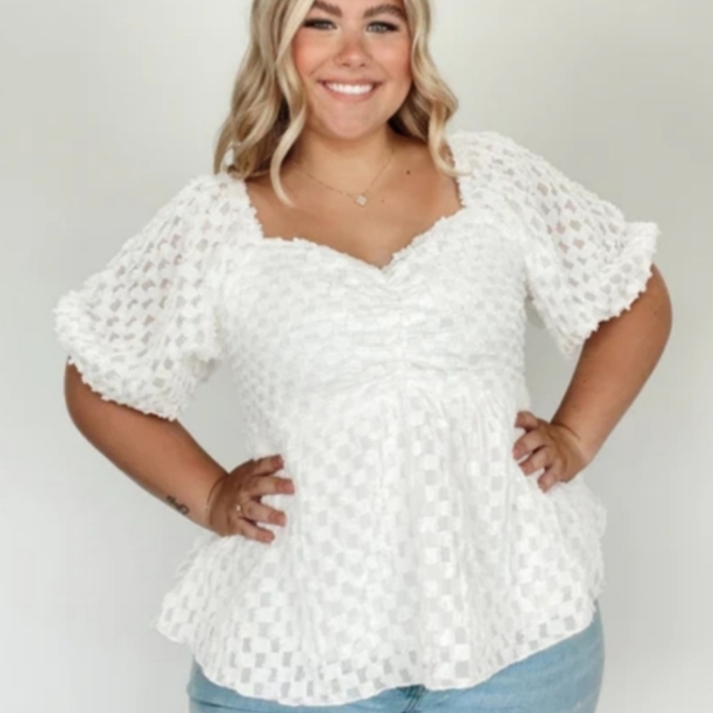 Baevely White Textured Smocked Sweetheart Babydoll Blouse Size Large